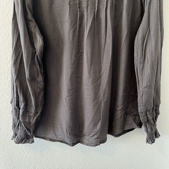 Quince Women's Top Med Textured Organic Cotton Peasant Blouse Charcoal Gray - Picture 11 of 16